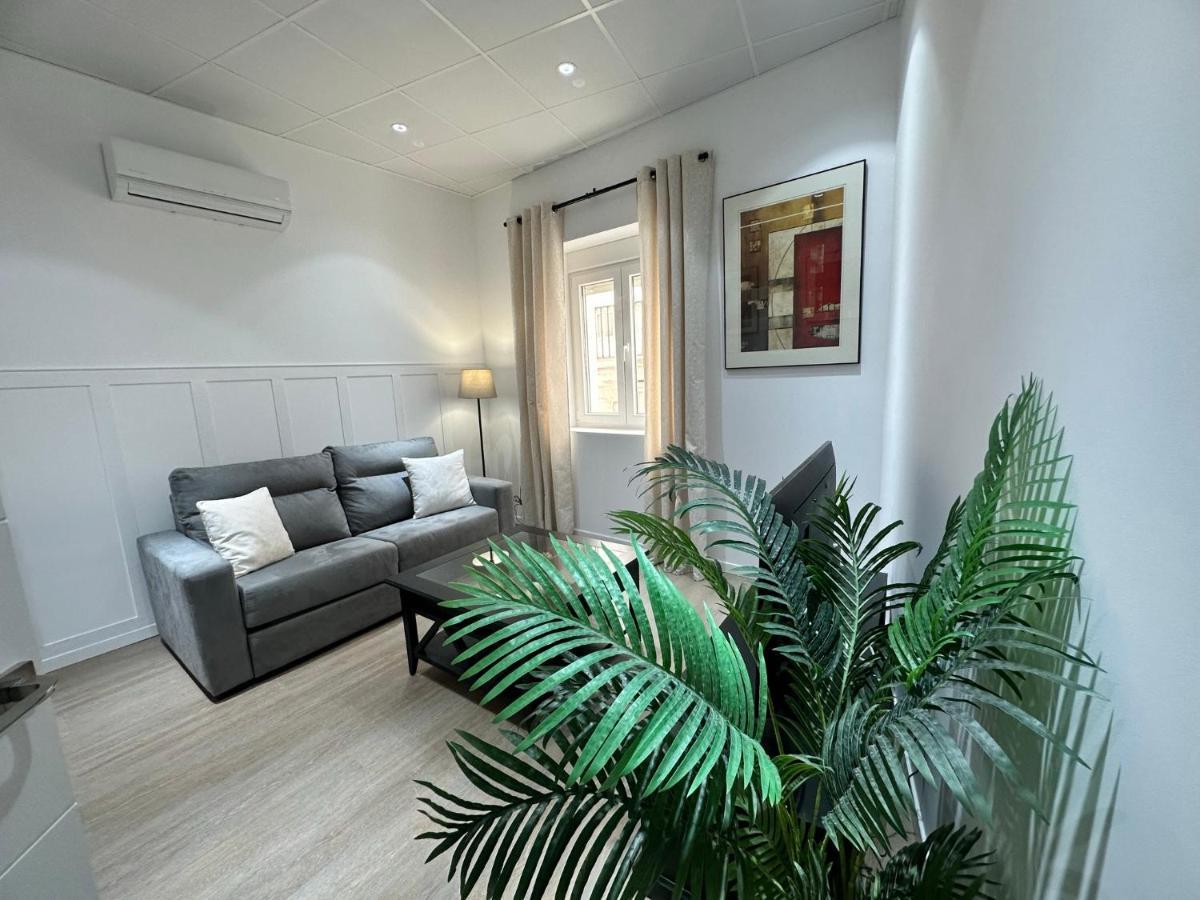 Nebro Luna Appartement *